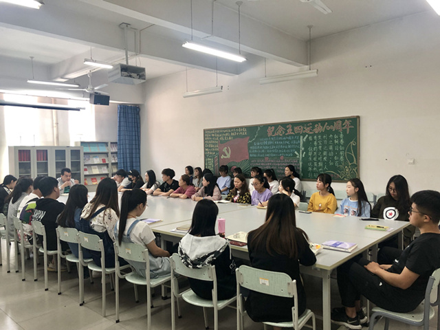 【淬炼商学院】每周一班：答疑解惑 指明方向